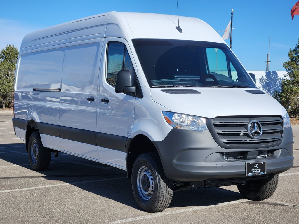 2026 Mercedes-Benz Sprinter Cargo Van Base's photo