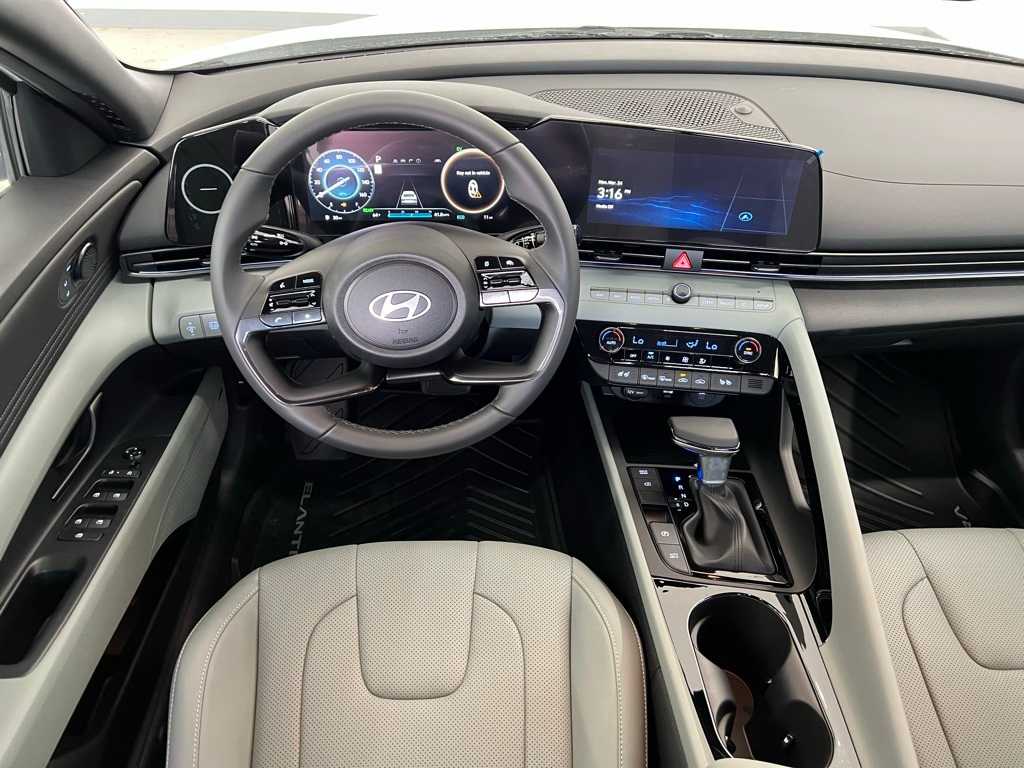 2025 Hyundai Elantra Hybrid Limited photo 49