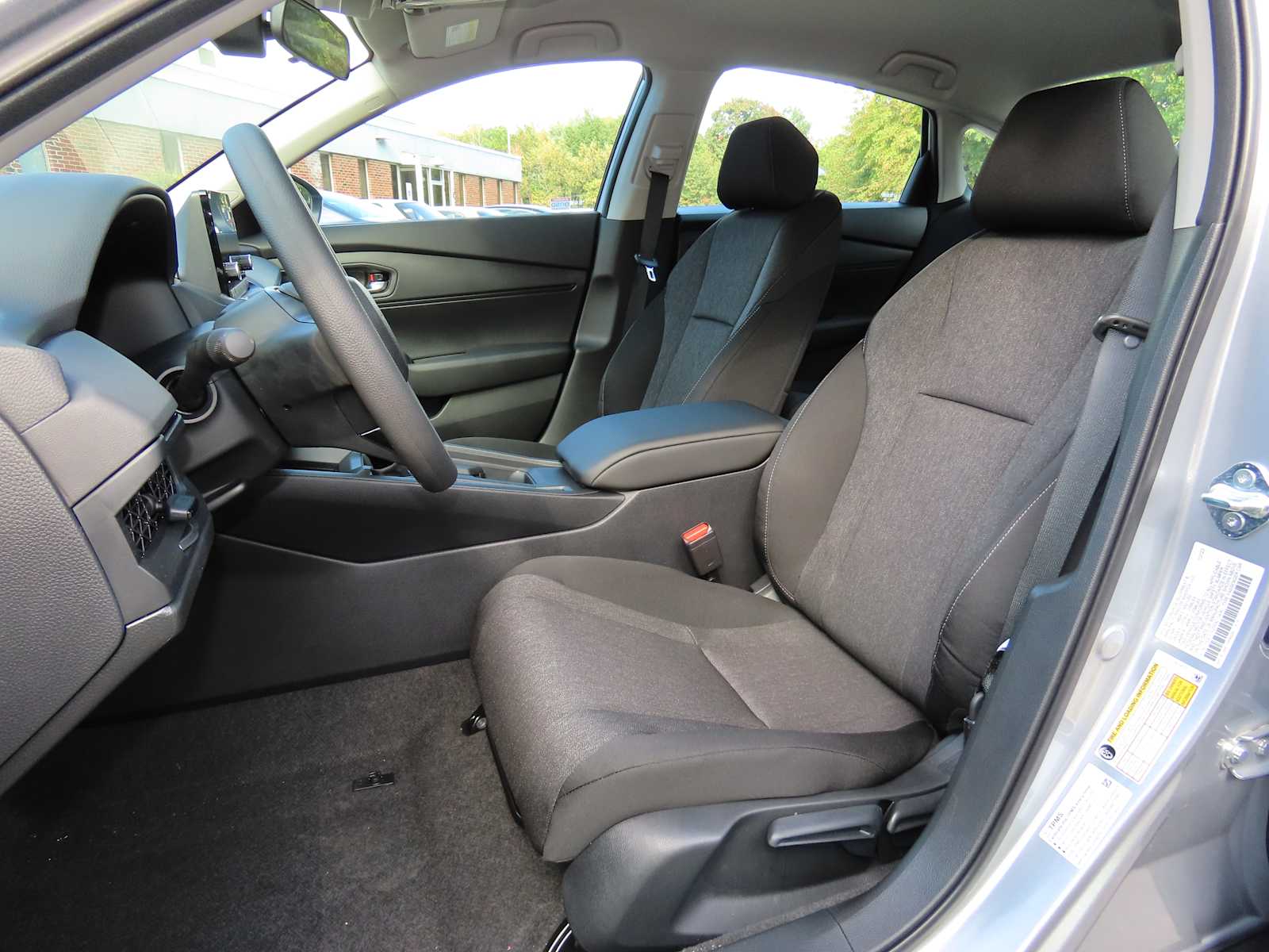 2025 Honda Accord LX photo 7