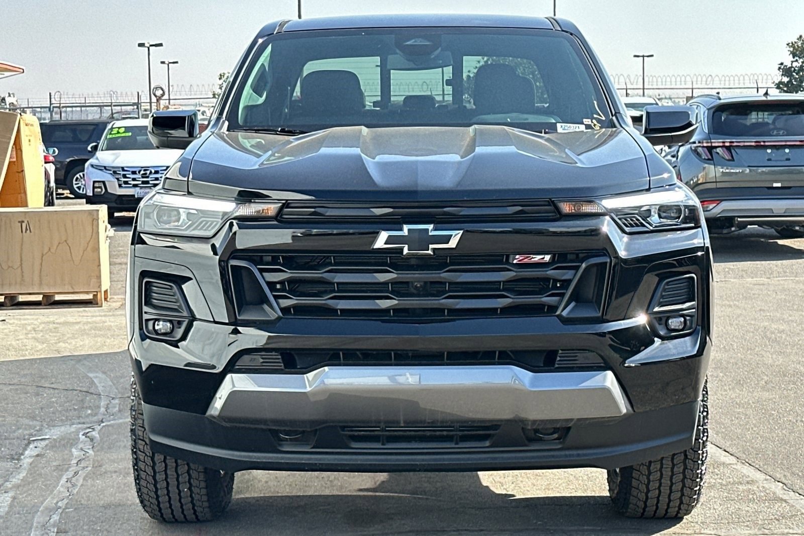 2025 Chevrolet Colorado Z71 photo 8
