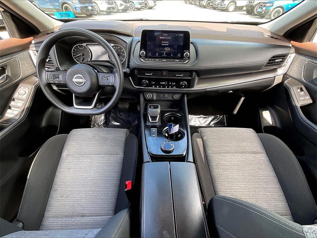 2023 Nissan Rogue SV photo 20