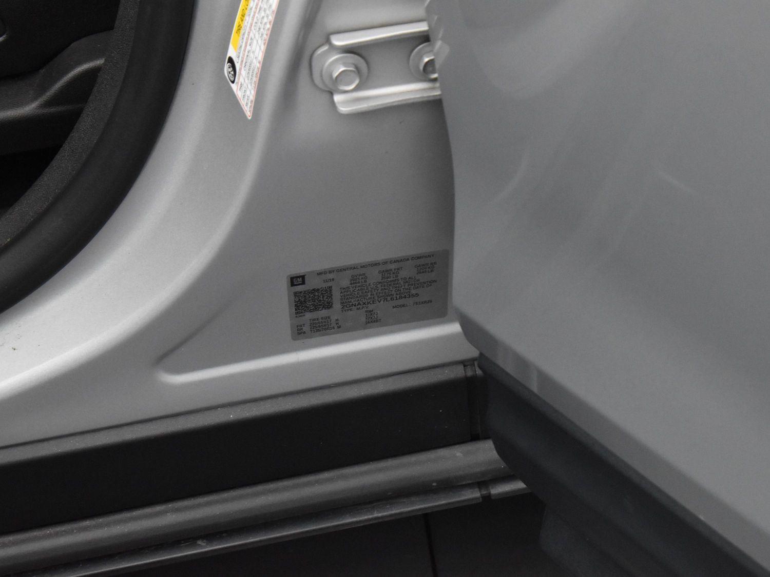 2020 Chevrolet Equinox LT photo 37