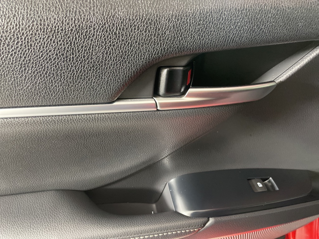 2019 Toyota Camry XSE V6 photo 33