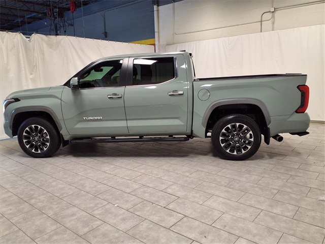 2025 Toyota Tundra Limited photo 3