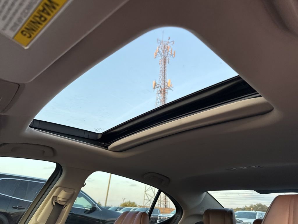 2018 Acura TLX Technology photo 13