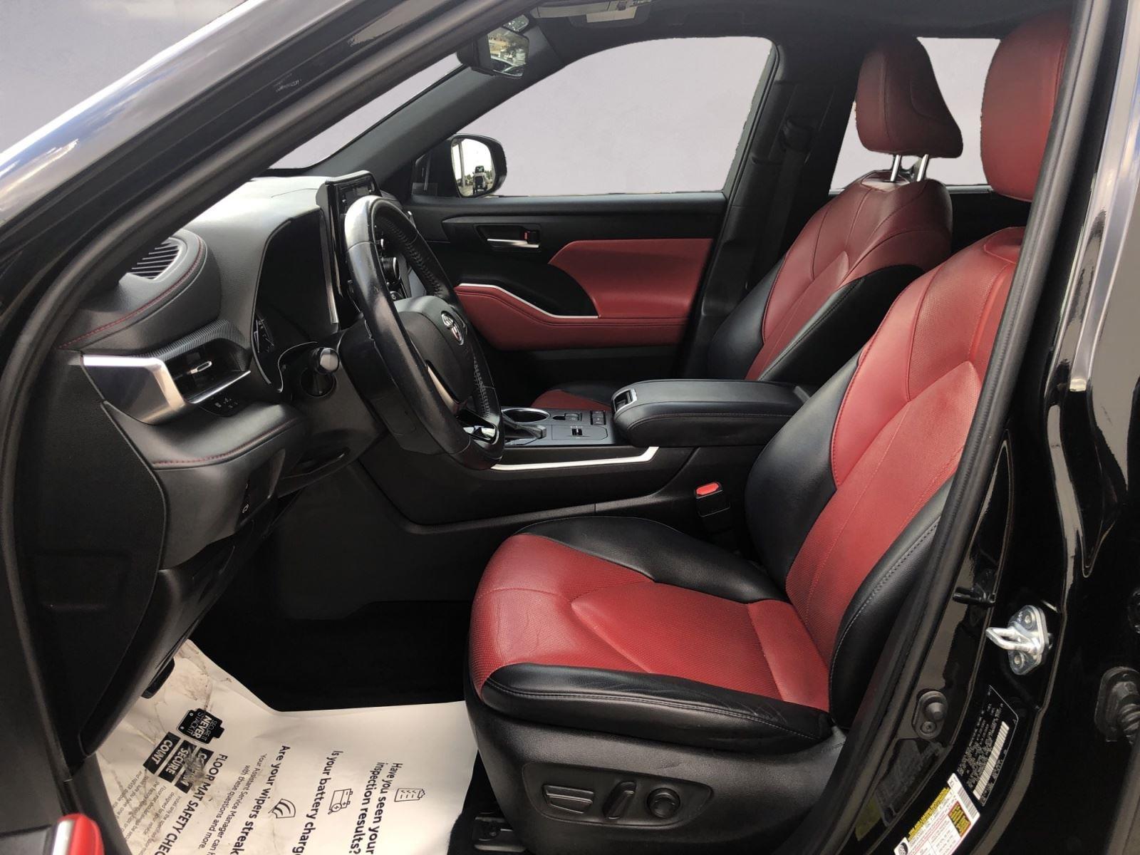 2021 Toyota Highlander XSE photo 9