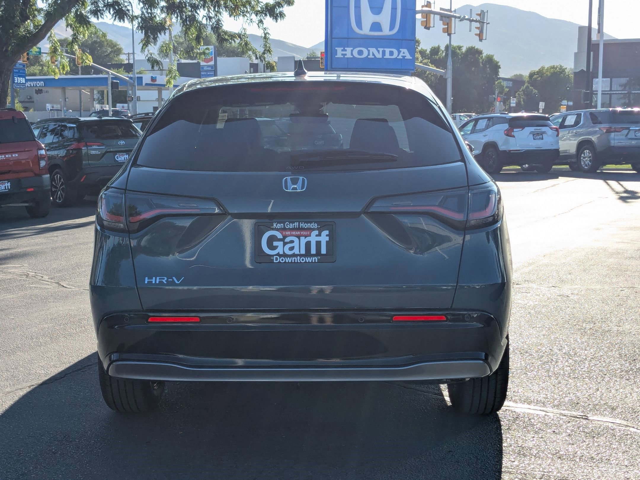 2026 Honda HR-V EX-L photo 4