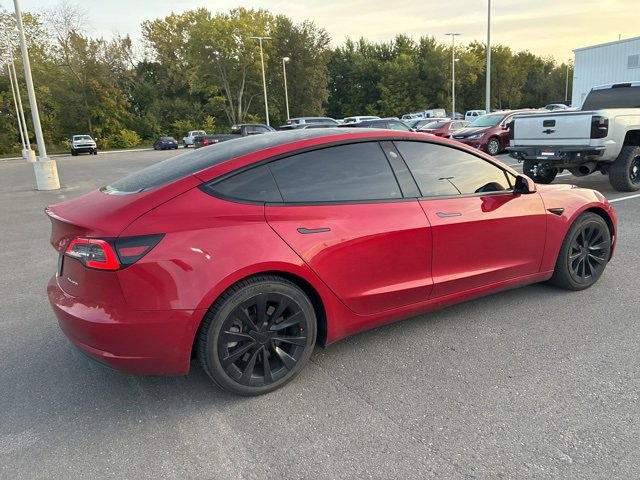 2022 Tesla Model 3 Long Range photo 8