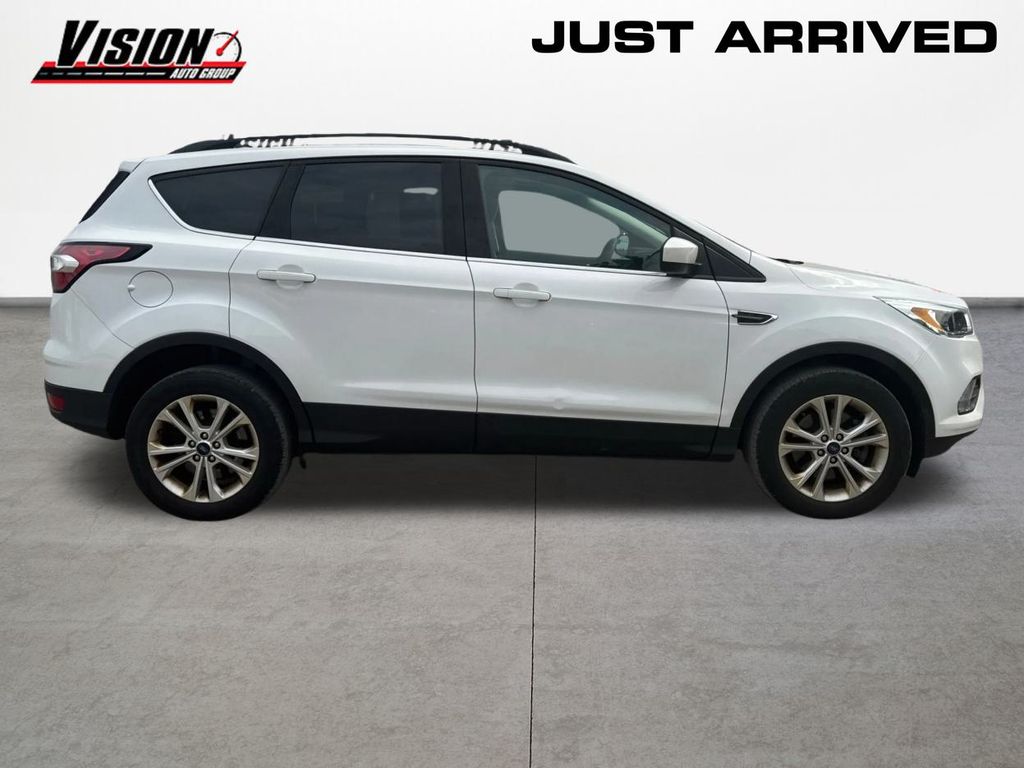 2018 Ford Escape SE photo 4