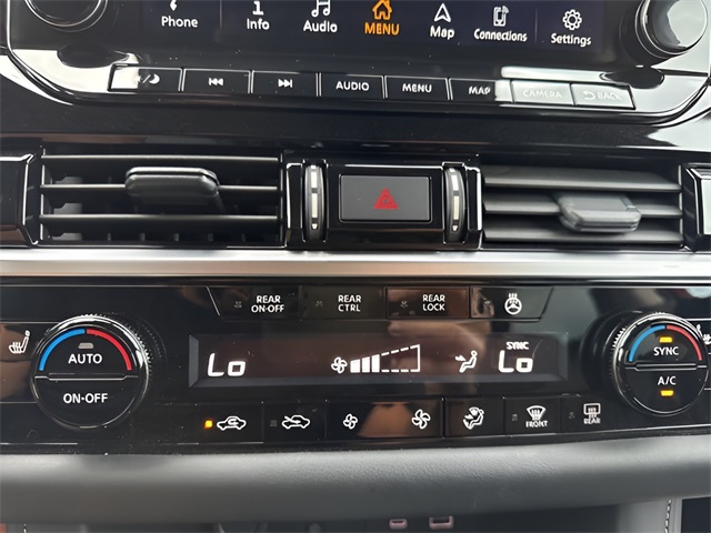2025 Nissan Pathfinder SL photo 33