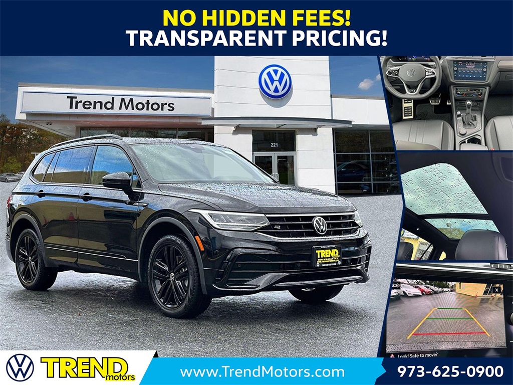 2022 Volkswagen Tiguan SE R-LINE BLACK's photo