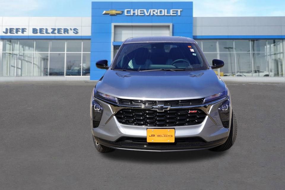 2026 Chevrolet Trax photo 2