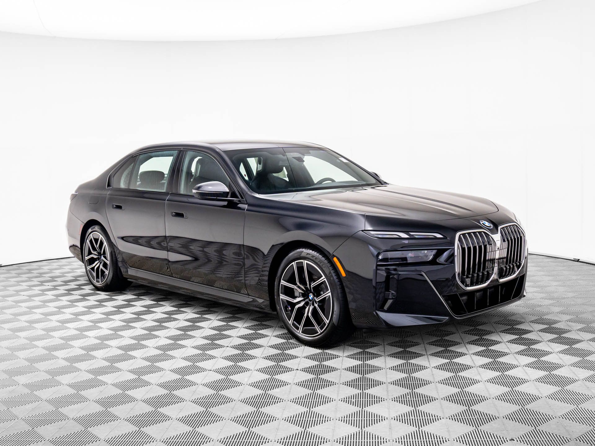 New 2025 Black Sapphire Metallic BMW 750e xDrive image 8