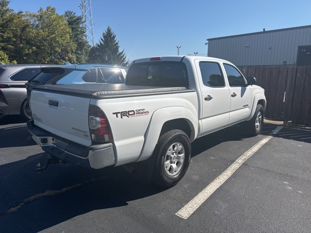 2013 Toyota Tacoma PreRunner photo 2
