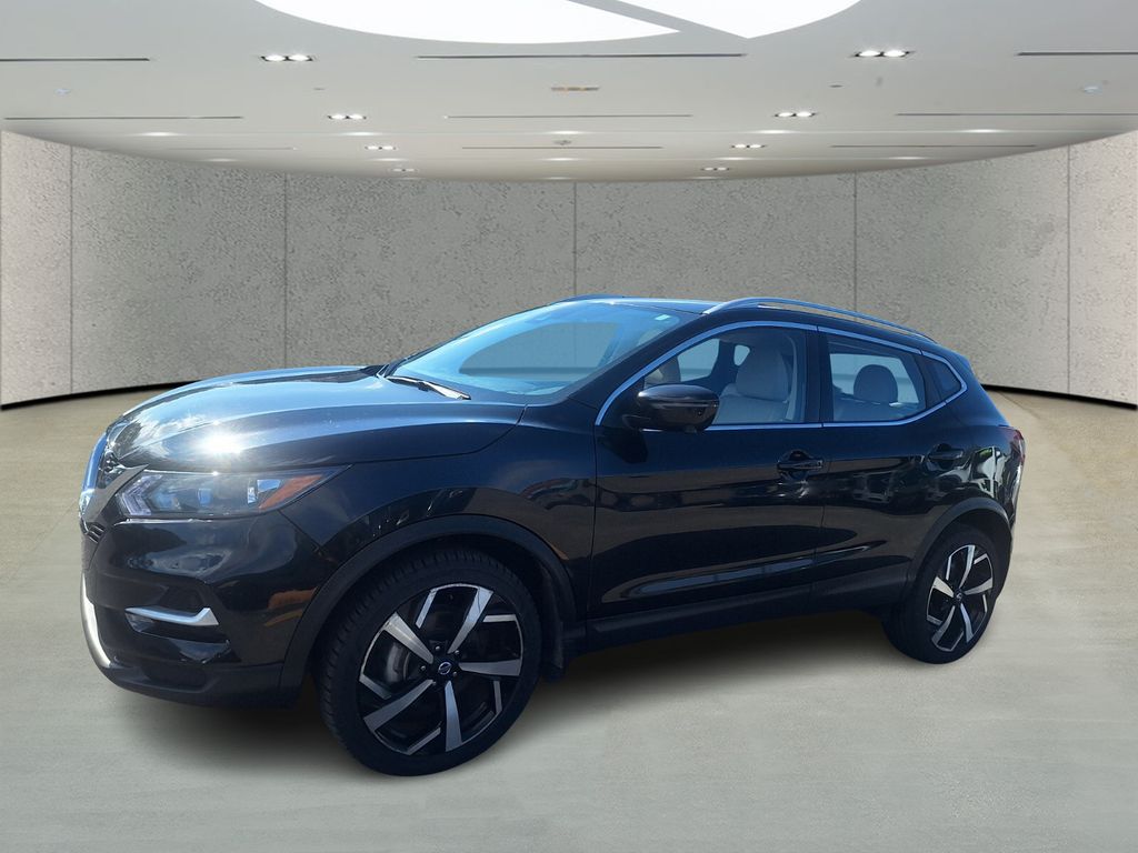 2022 Nissan Rogue Sport SL's photo
