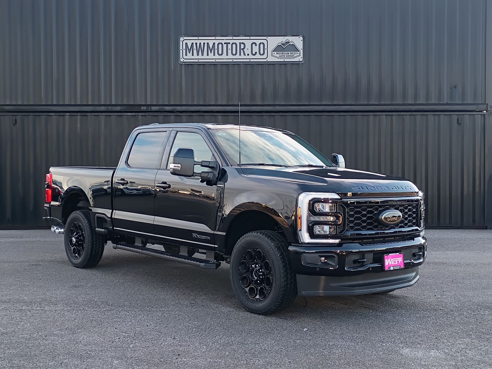 2026 Ford F-350 Super Duty Lariat's photo
