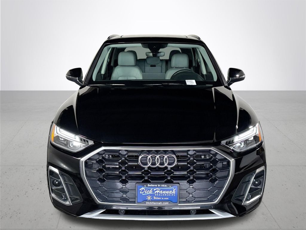 2022 Audi Q5 45 S line Premium photo 3