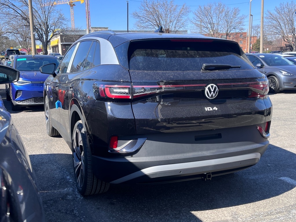 2025 Volkswagen ID.4 Pro Plus photo 4