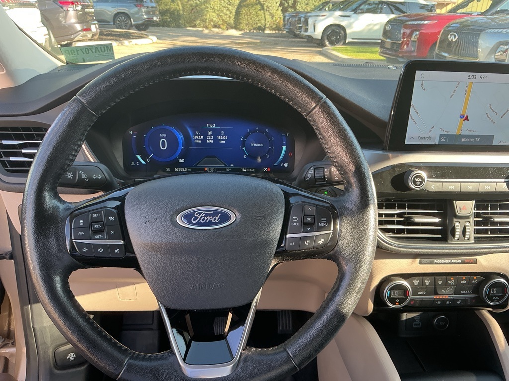 2021 Ford Escape Titanium photo 14