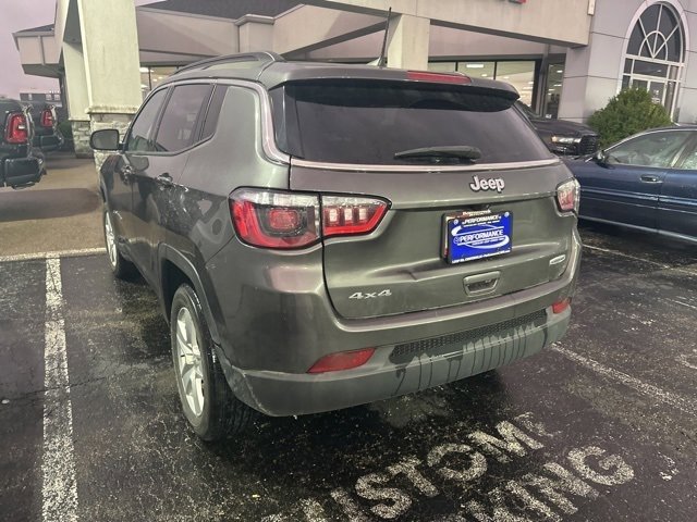 2022 Jeep Compass Latitude photo 3