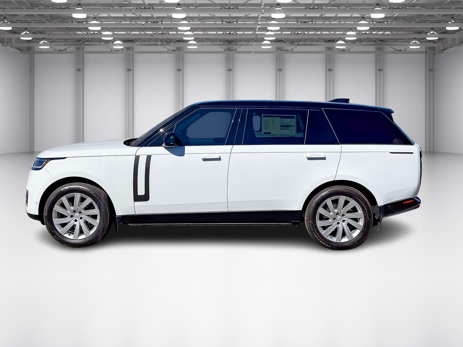 2025 Land Rover Range Rover SE photo 2
