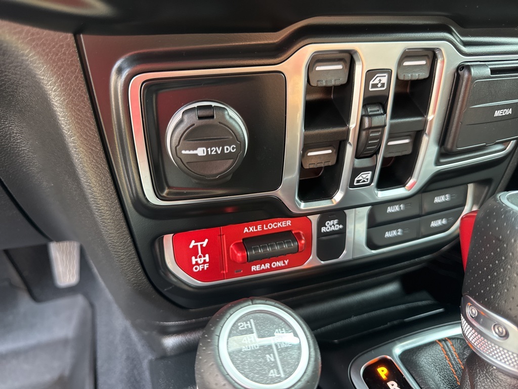 2022 Jeep Gladiator Mojave photo 39