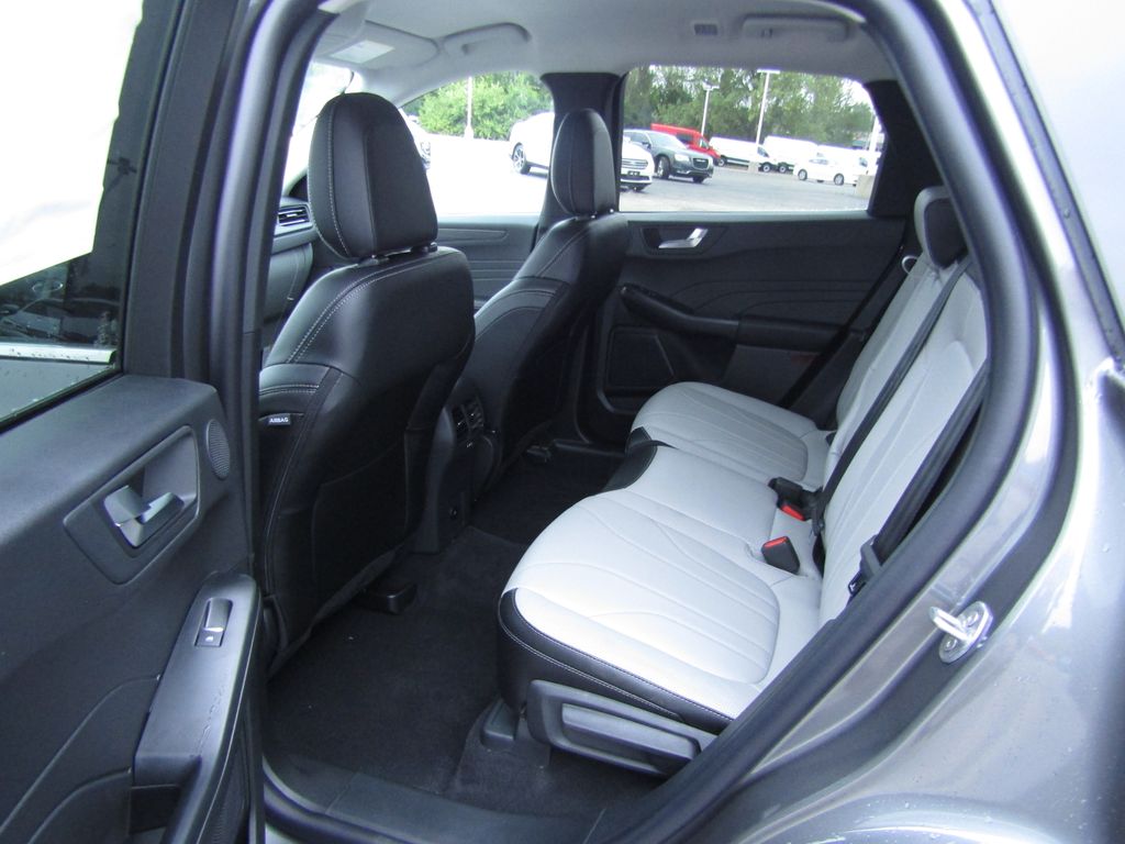 2025 Ford Escape Platinum photo 24