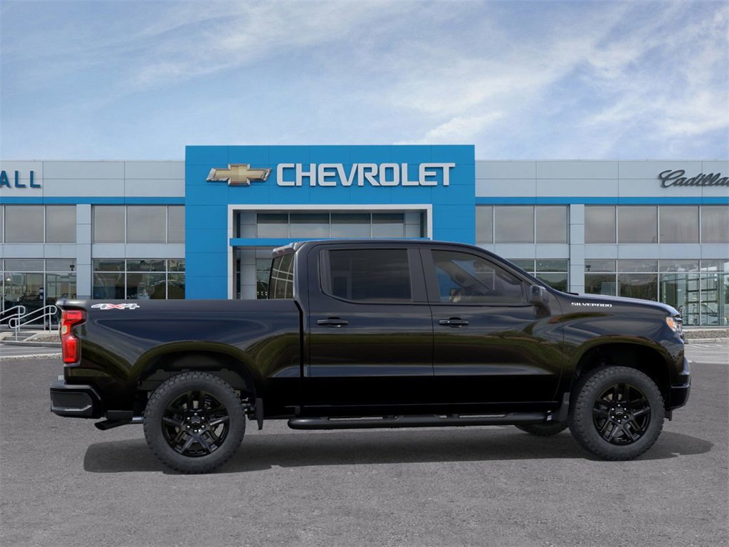2026 Chevrolet Silverado RST photo 4