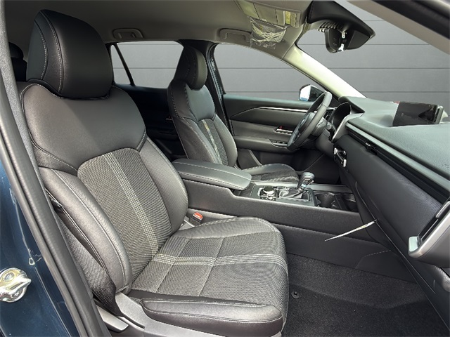 2025 Mazda CX-50 2.5 Select photo 14