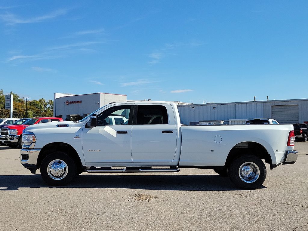 2024 Ram 3500 Big Horn photo 3
