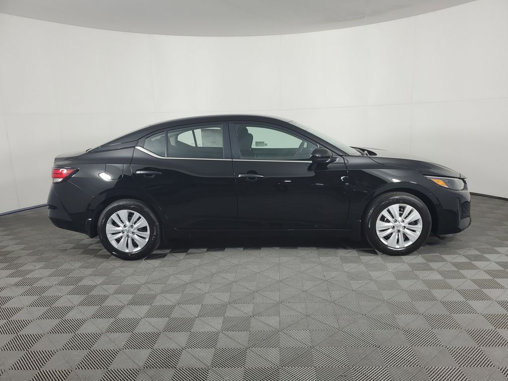 2025 Nissan Sentra S photo 3