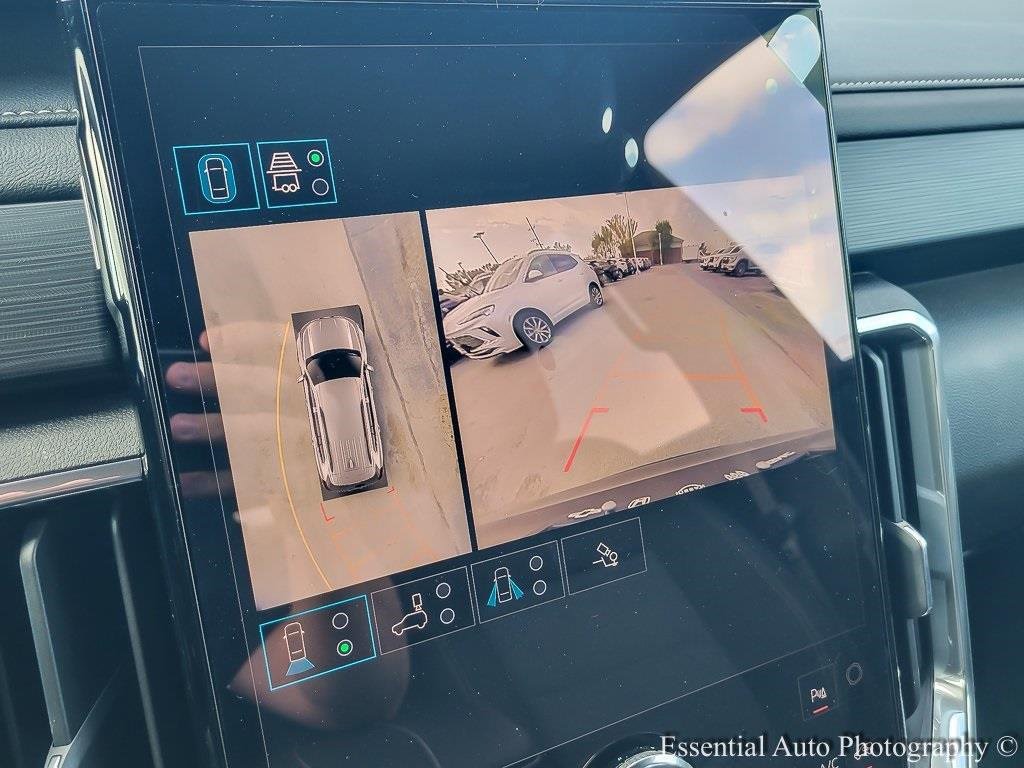 2026 GMC ACADIA - Image 14