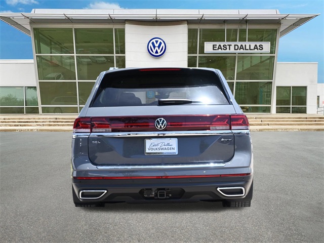 2025 Volkswagen Atlas SEL photo 3