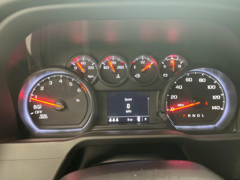 2025 Chevrolet Silverado 1500 Custom Rally Edition photo 16
