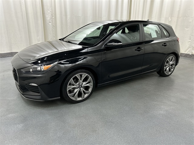 2019 Hyundai Elantra GT N Line photo 2