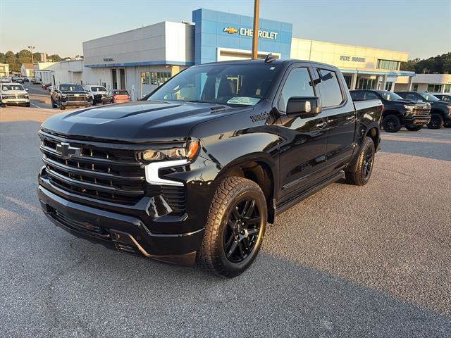 2025 Chevrolet Silverado High Country photo 3