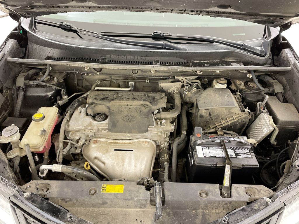 2013 Toyota RAV4 XLE photo 24