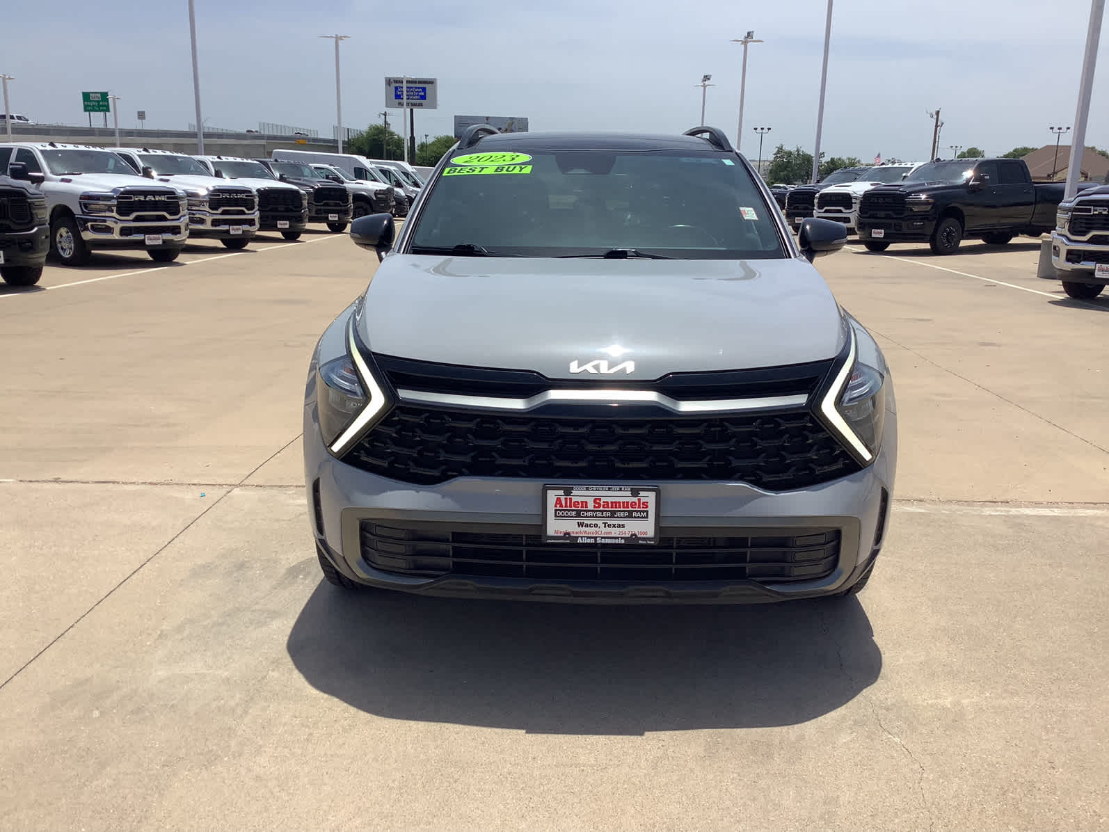 2023 Kia Sportage X-Line photo 2