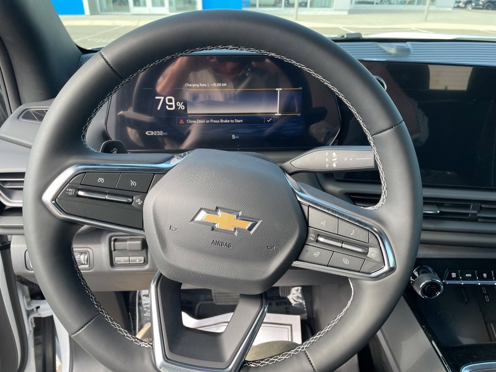 2026 Chevrolet Silverado EV LT photo 11
