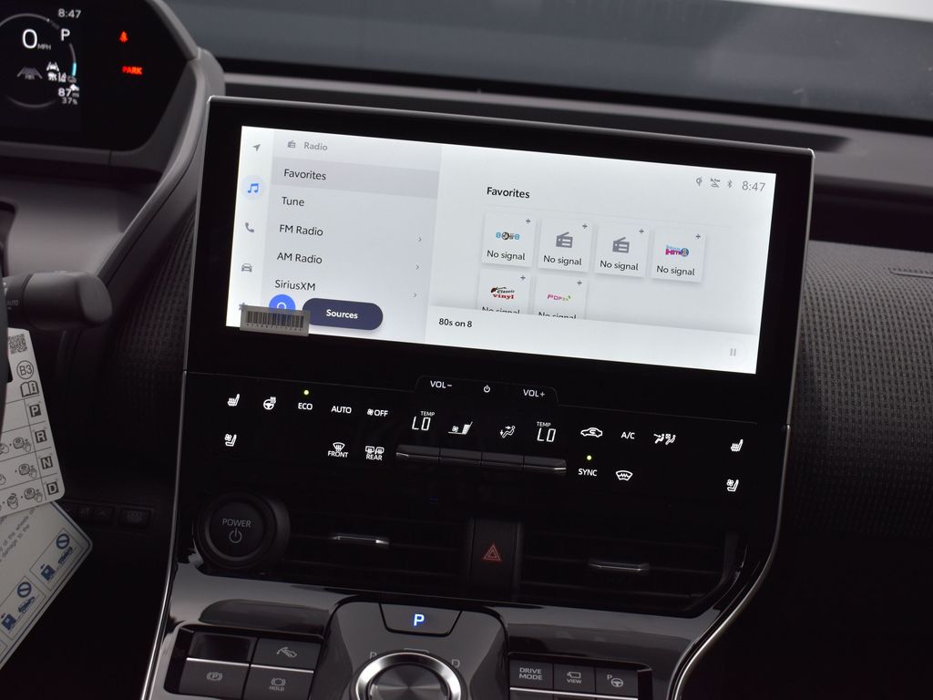 2025 Subaru Solterra Touring photo 18