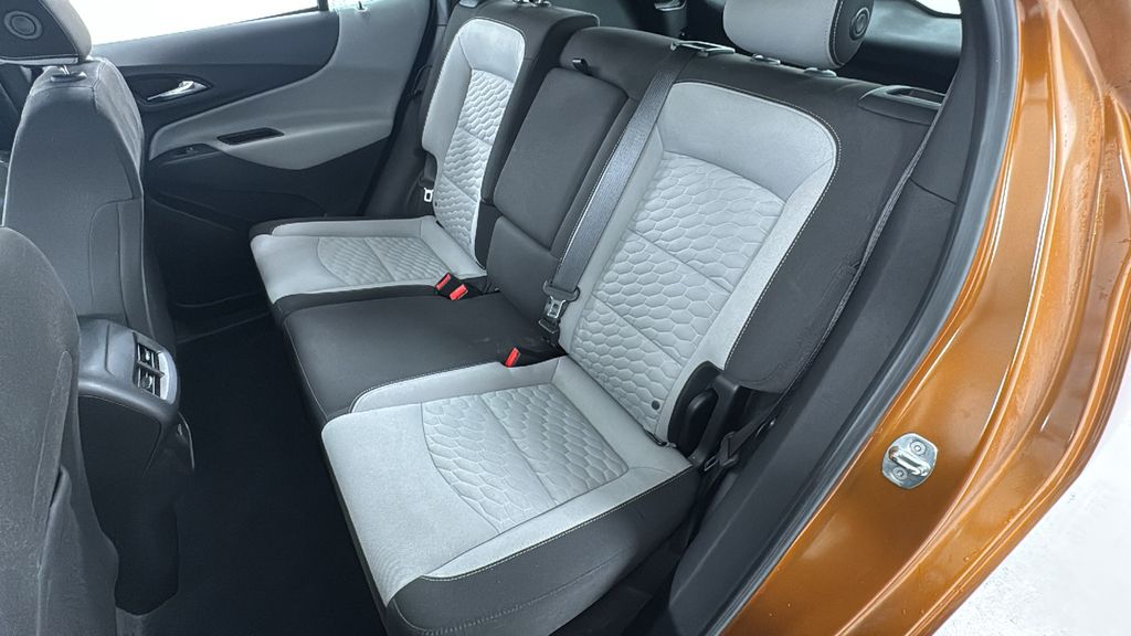 2018 Chevrolet Equinox LS photo 12