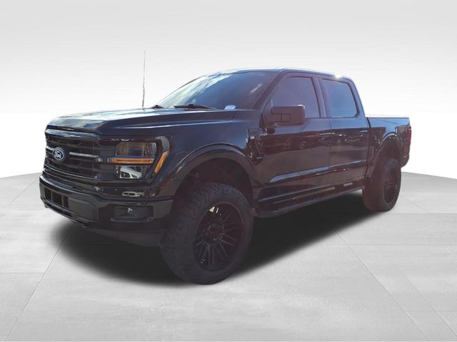 2025 Ford F-150 XLT photo 2