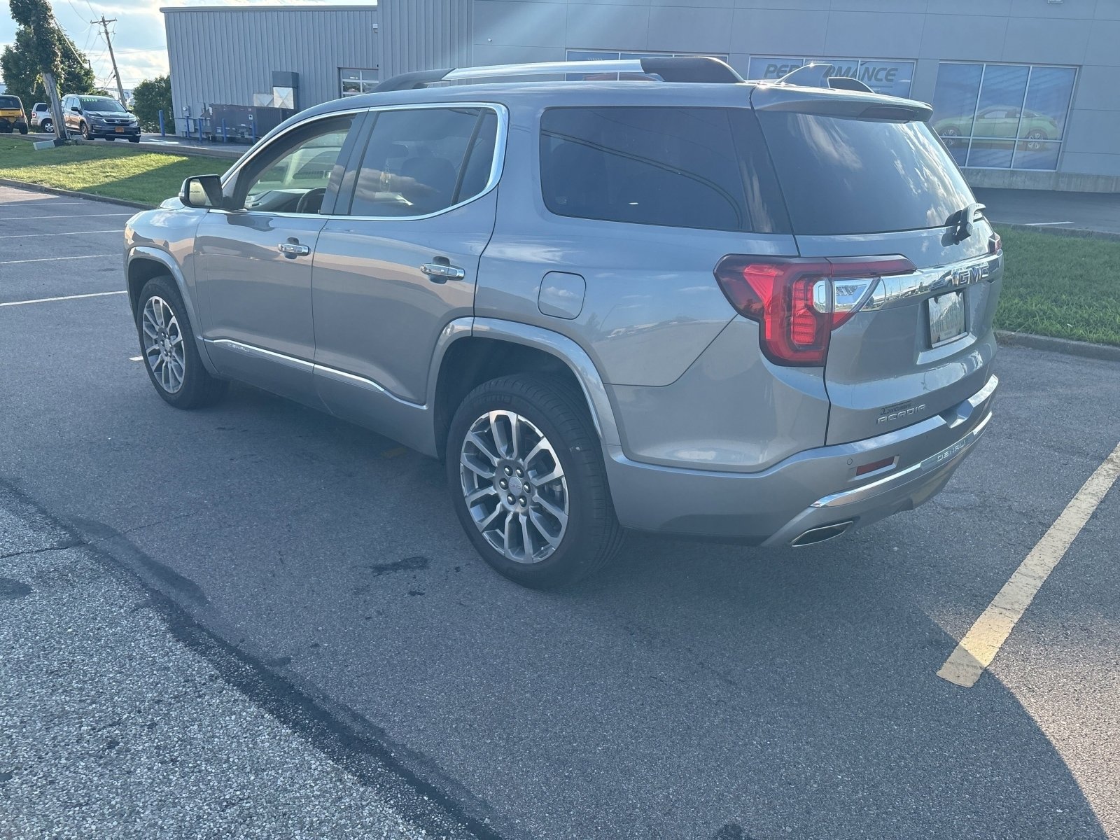 2023 Gmc Acadia Denali photo 4