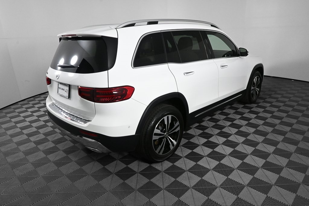 2025 Mercedes Benz GLB 250 photo 21