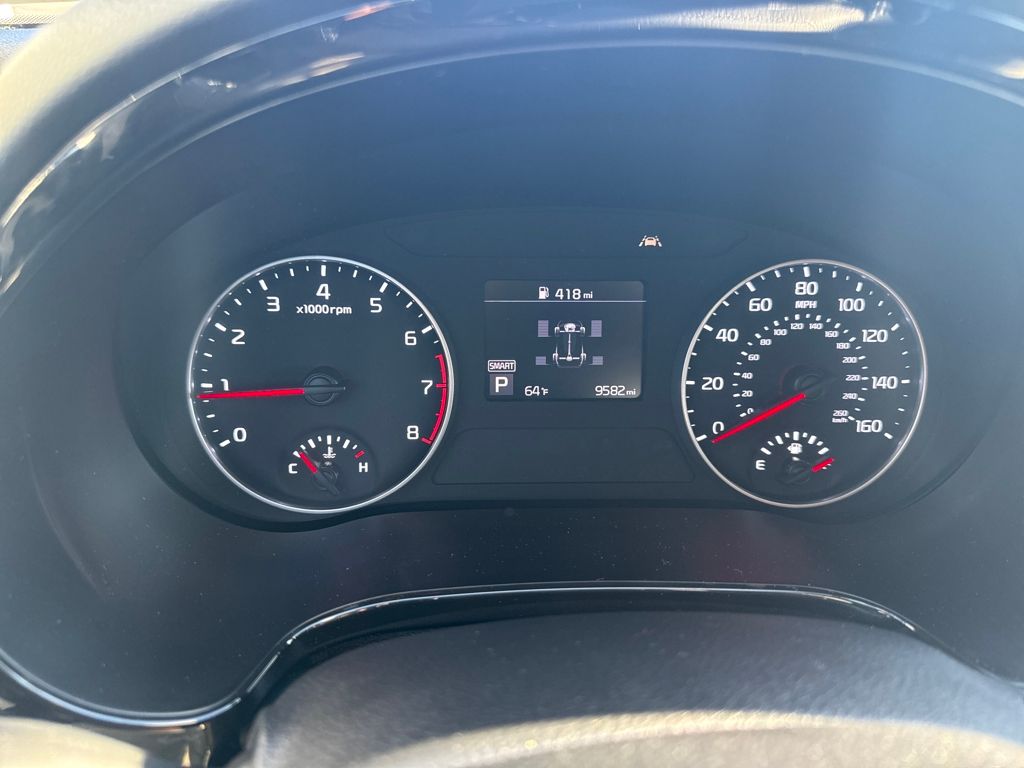 2022 Kia Seltos EX photo 8