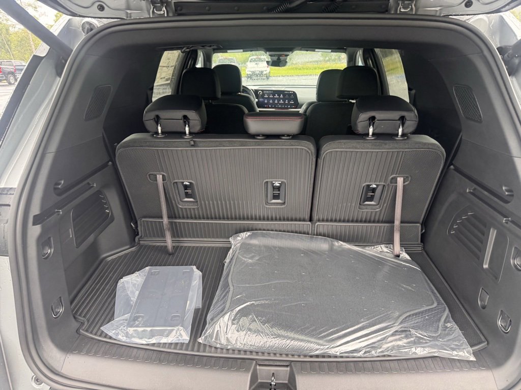 2026 Chevrolet Traverse Z71 photo 25