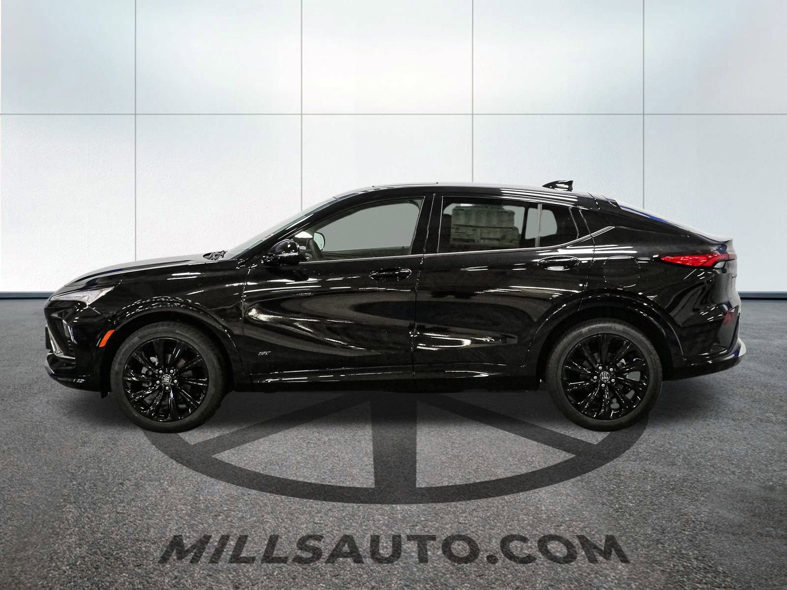 2025 Buick Envista ST photo 2