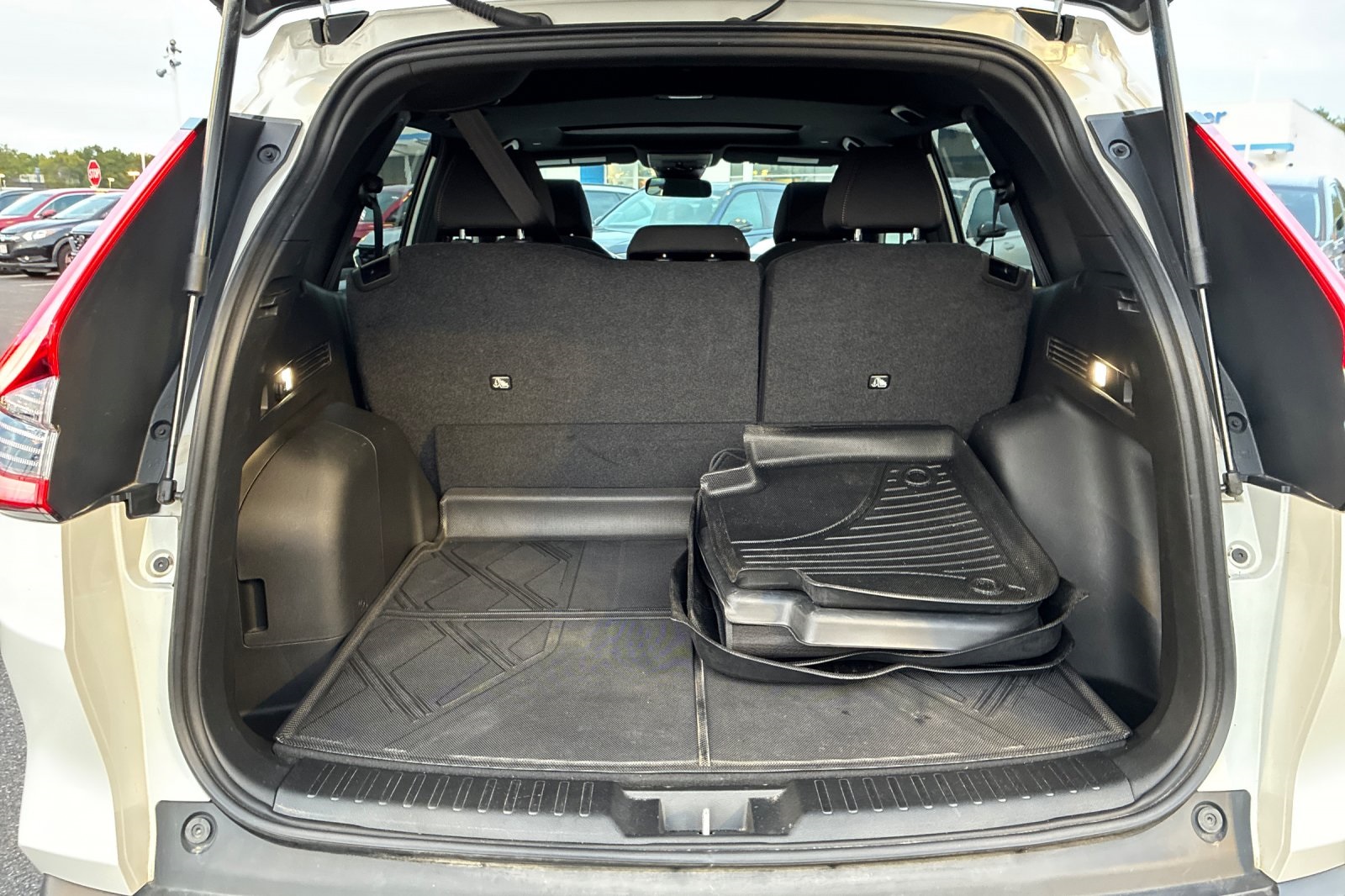 2024 Honda CR-V Hybrid Sport photo 16