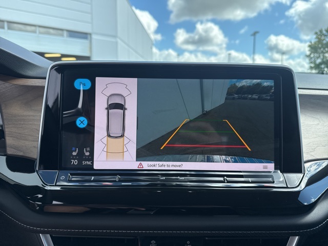 2026 Volkswagen Atlas SE Technology photo 17