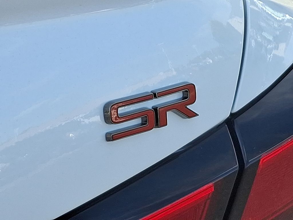 2025 Nissan Altima 2.5 SR photo 10